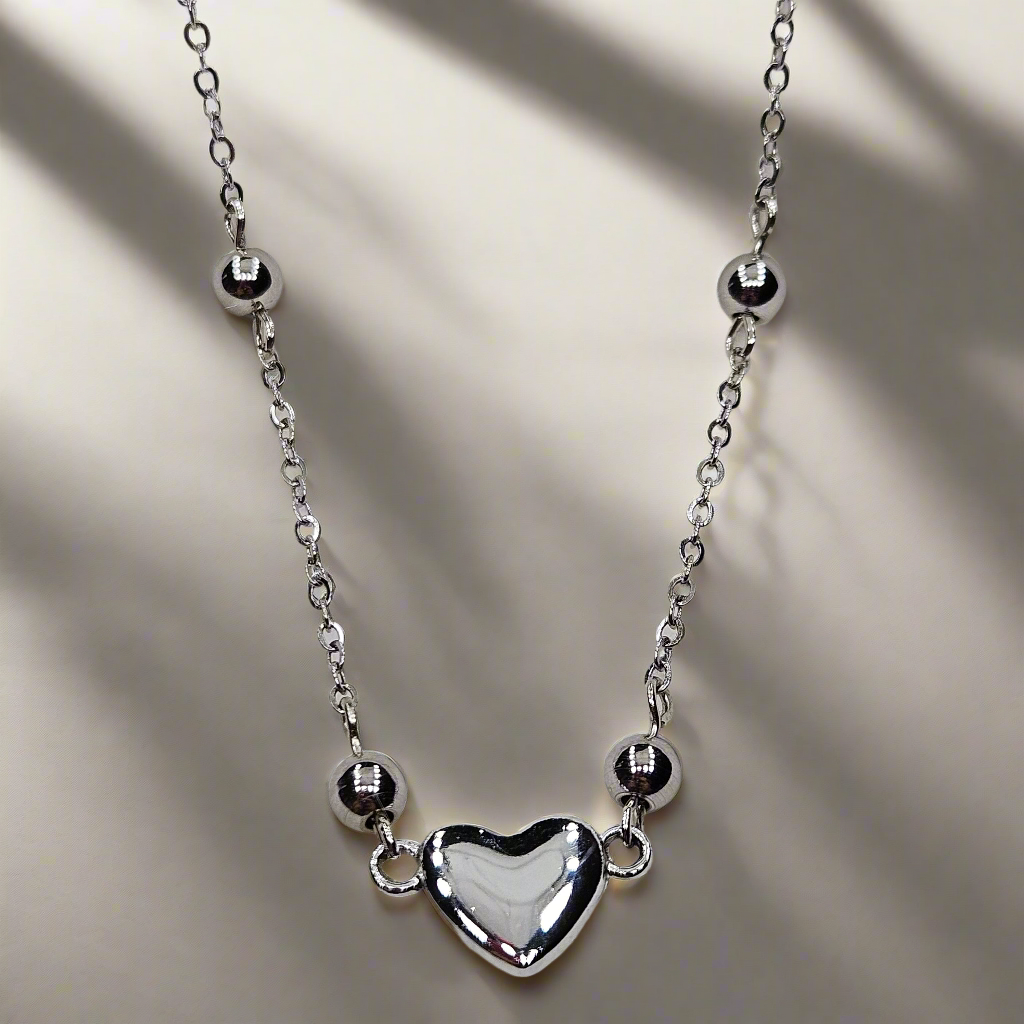 Simple Silver Heart Chain Necklace - 16"