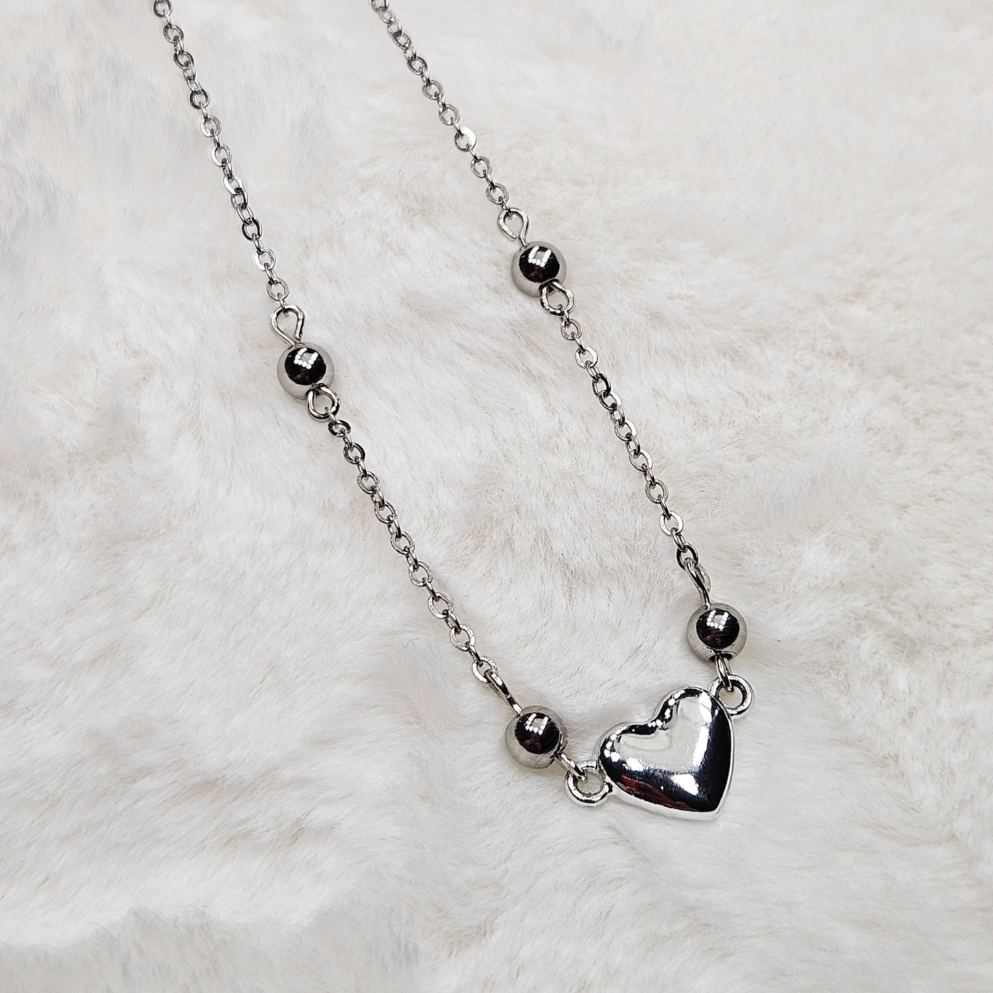 Simple Silver Heart Chain Necklace - 16"