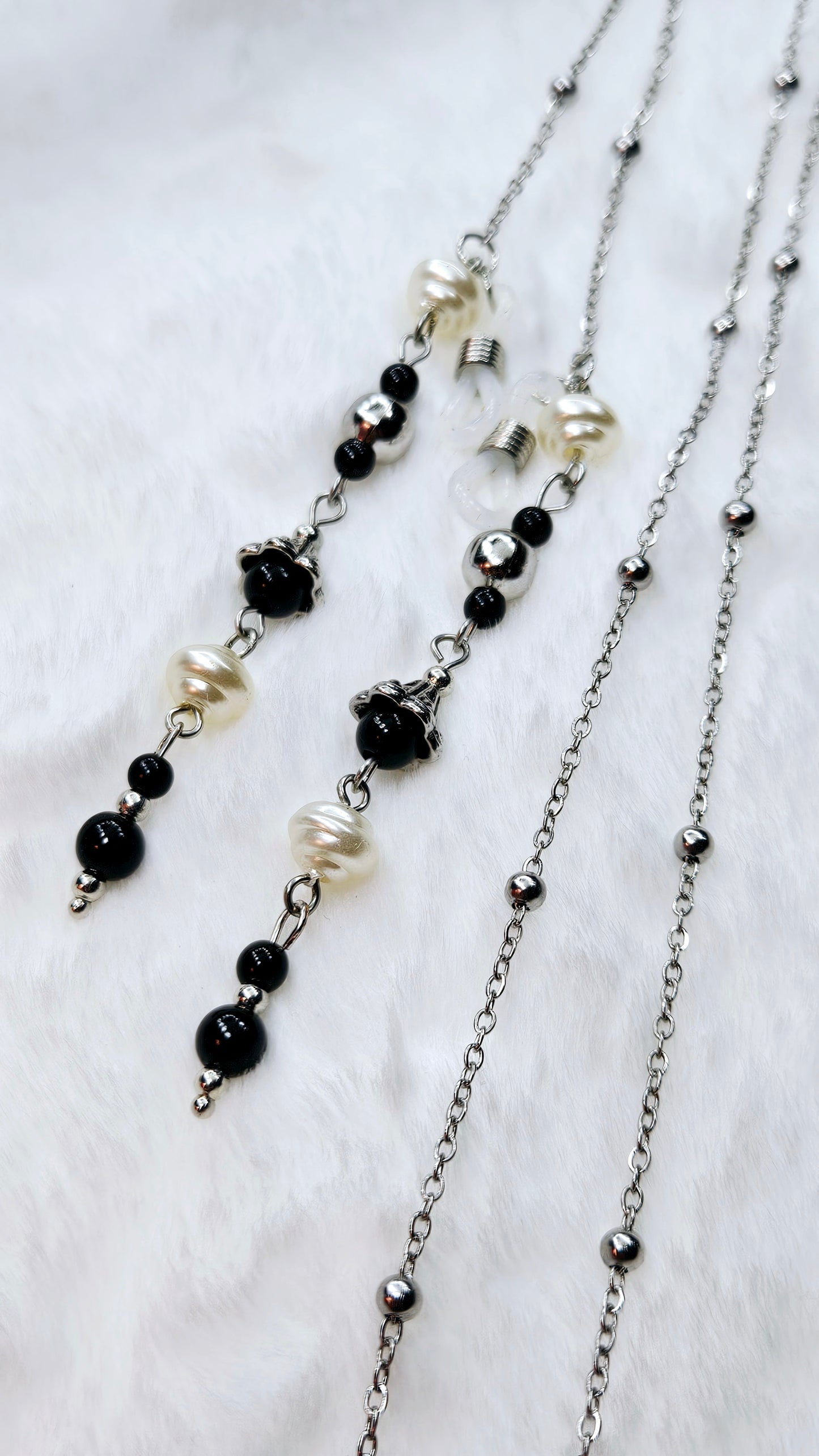 Black, Silver & Pearl Glasses Chain