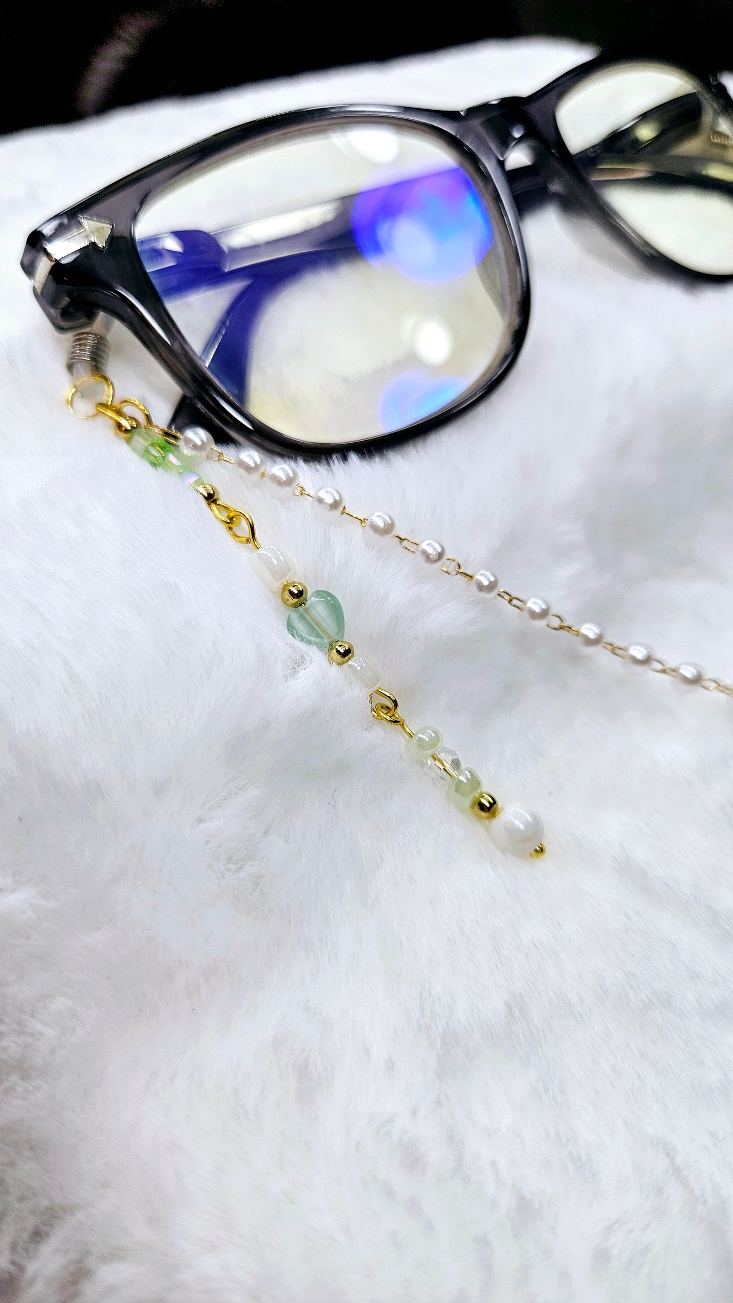 Green Hearts and Pearl on Gold Glasses Chain