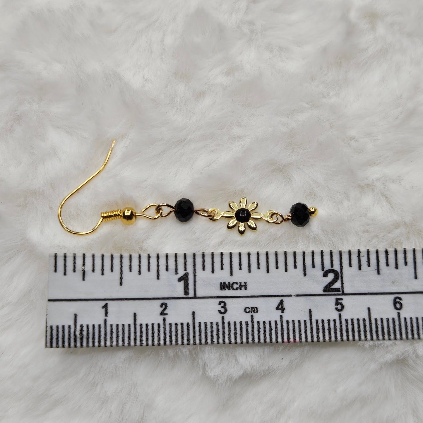 Dainty Golden Daisy Dangle Earrings - 5 Color Options