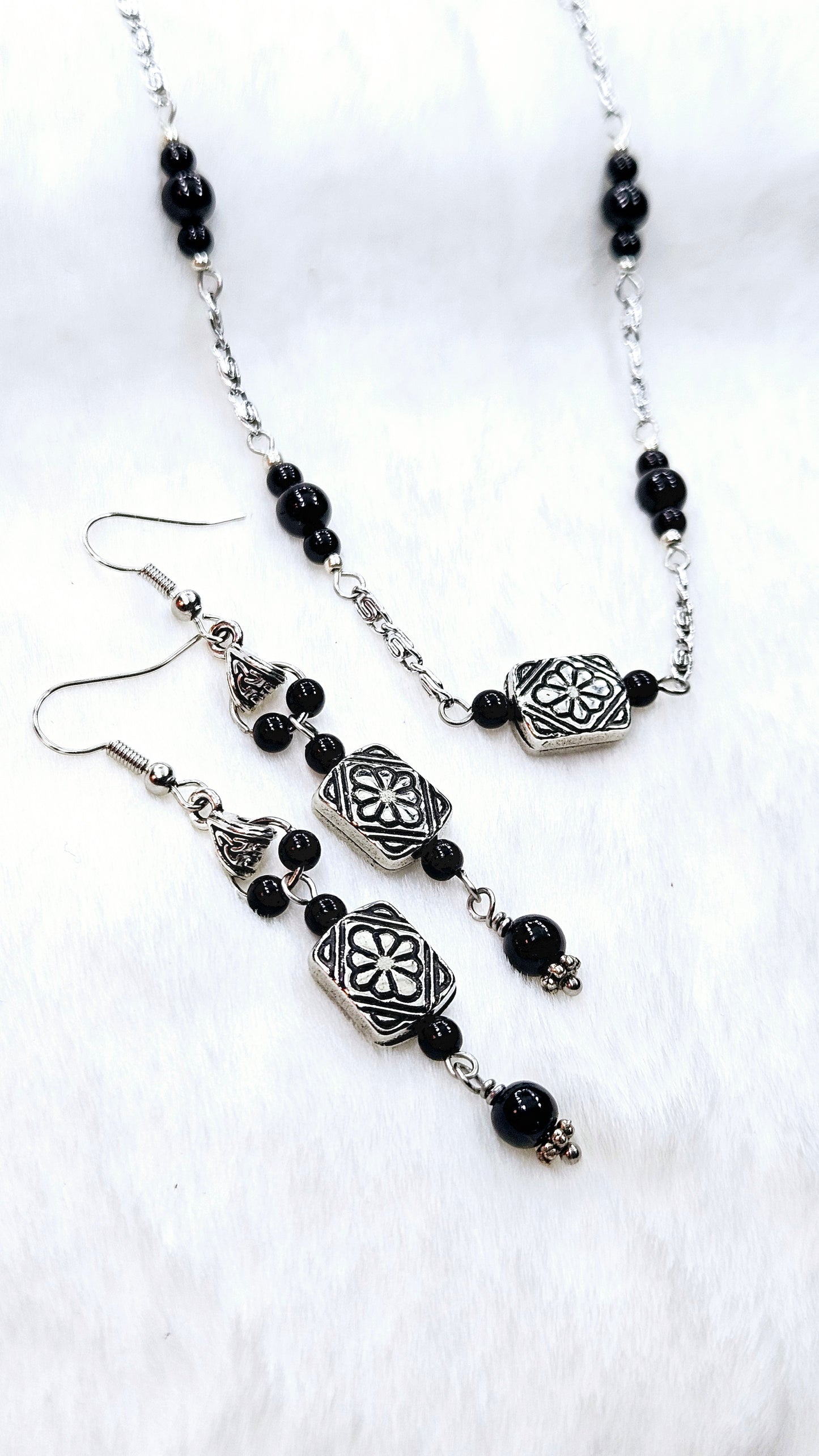 Scrollwork Silver & Black Set: Aged Silver Scrollwork Chain Necklace and Matching Earrings