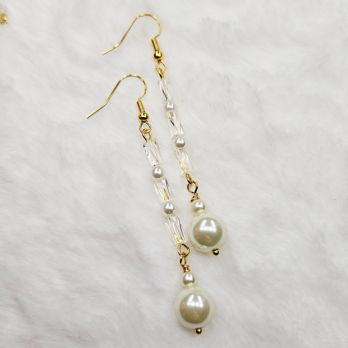 Classic Ivory Pearls and Twisted Glass Wrap Bracelet and Earrings Set