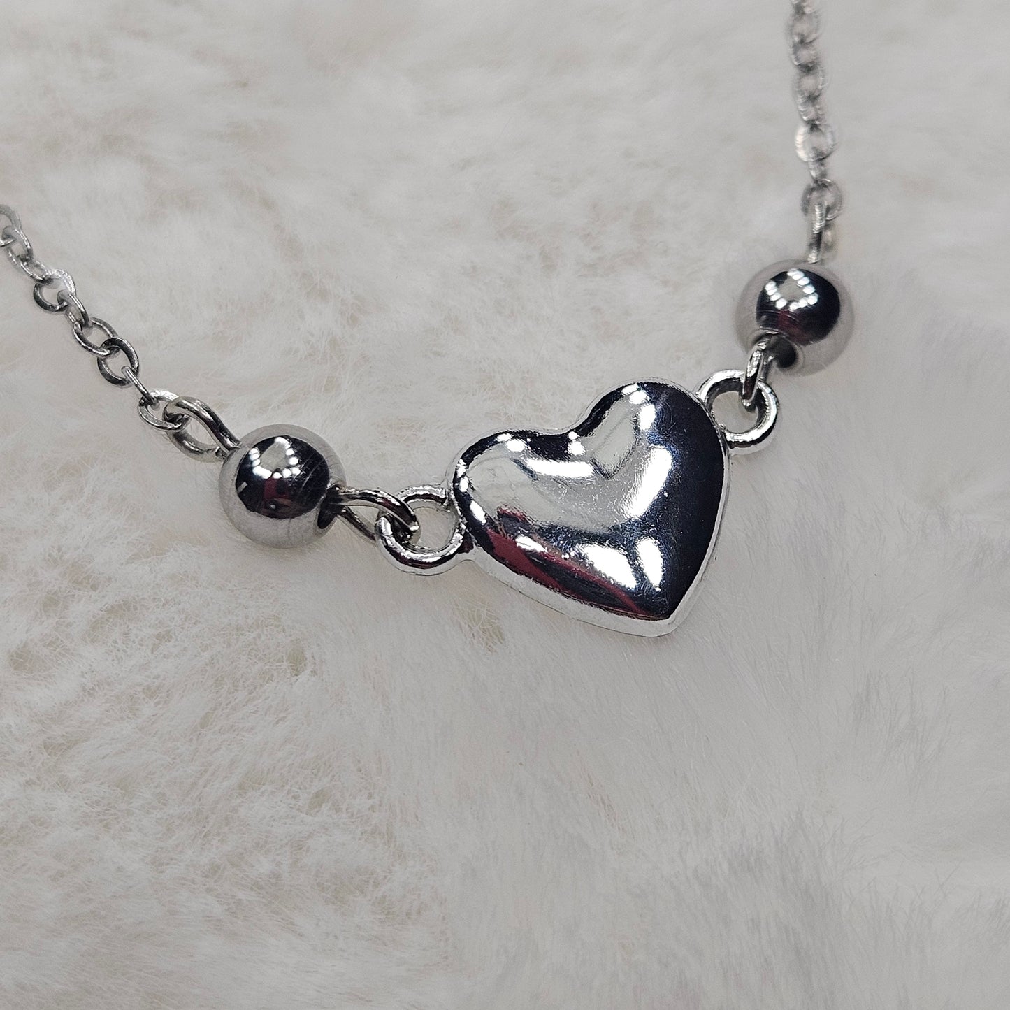 Simple Silver Heart Chain Necklace - 16"