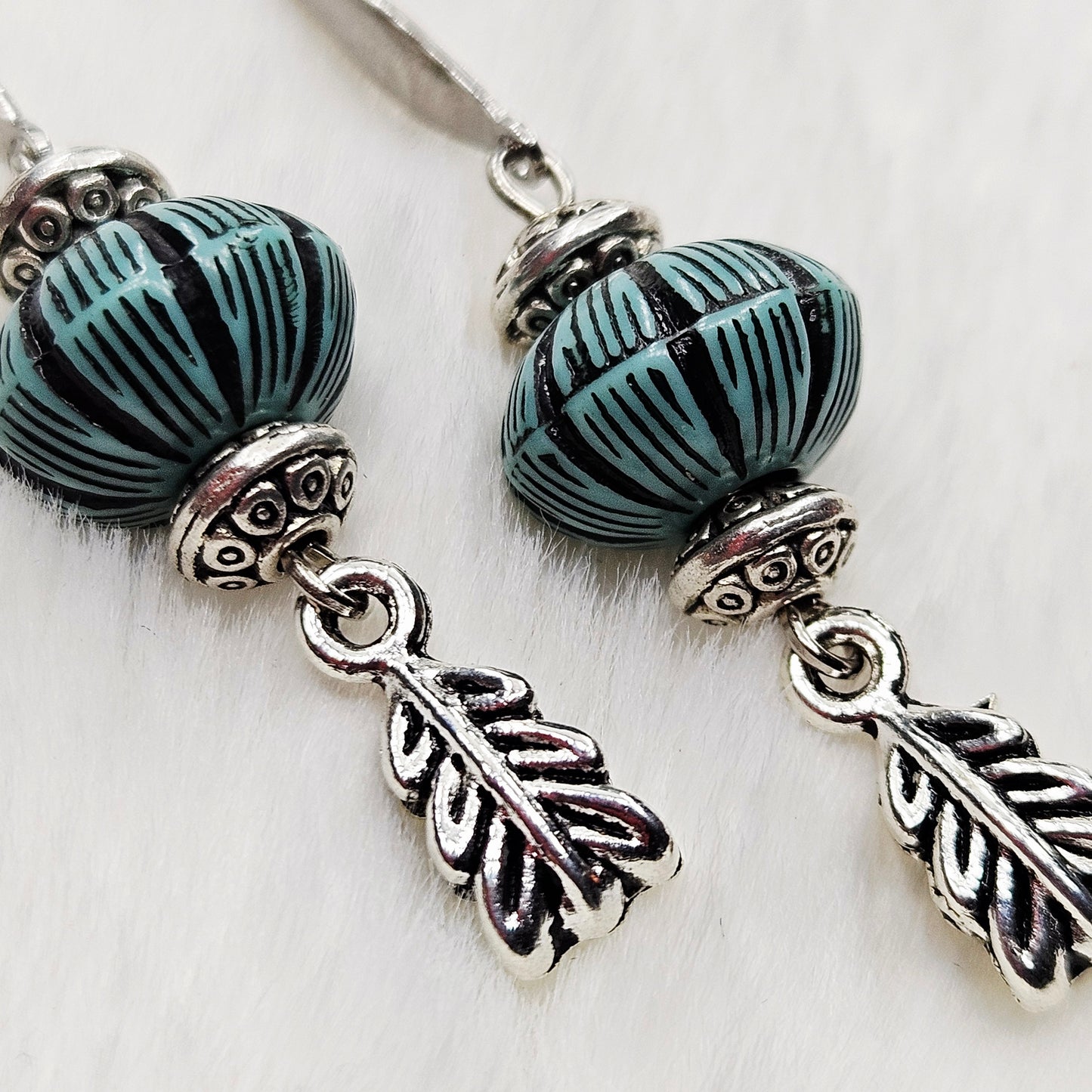 Western Style Vintage Turquoise Silver Dangle Earrings with Feather Charms