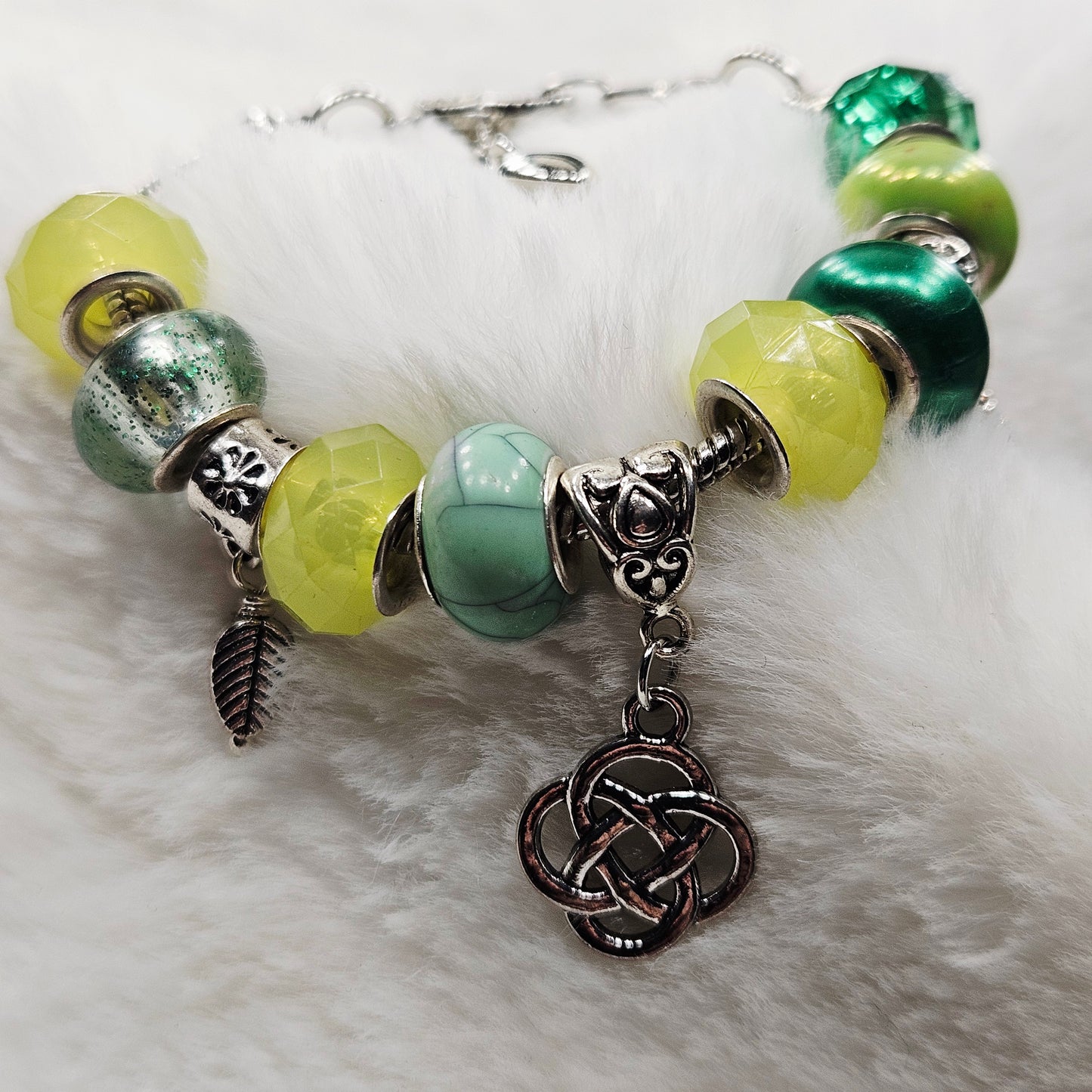 Customized Green Celtic Knot and Leaf Charm Bracelet