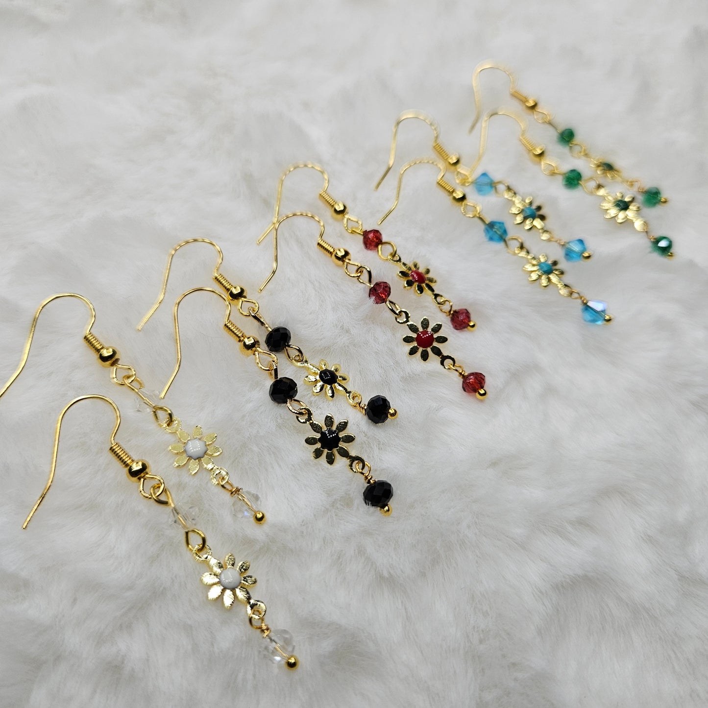 Dainty Golden Daisy Dangle Earrings - 5 Color Options