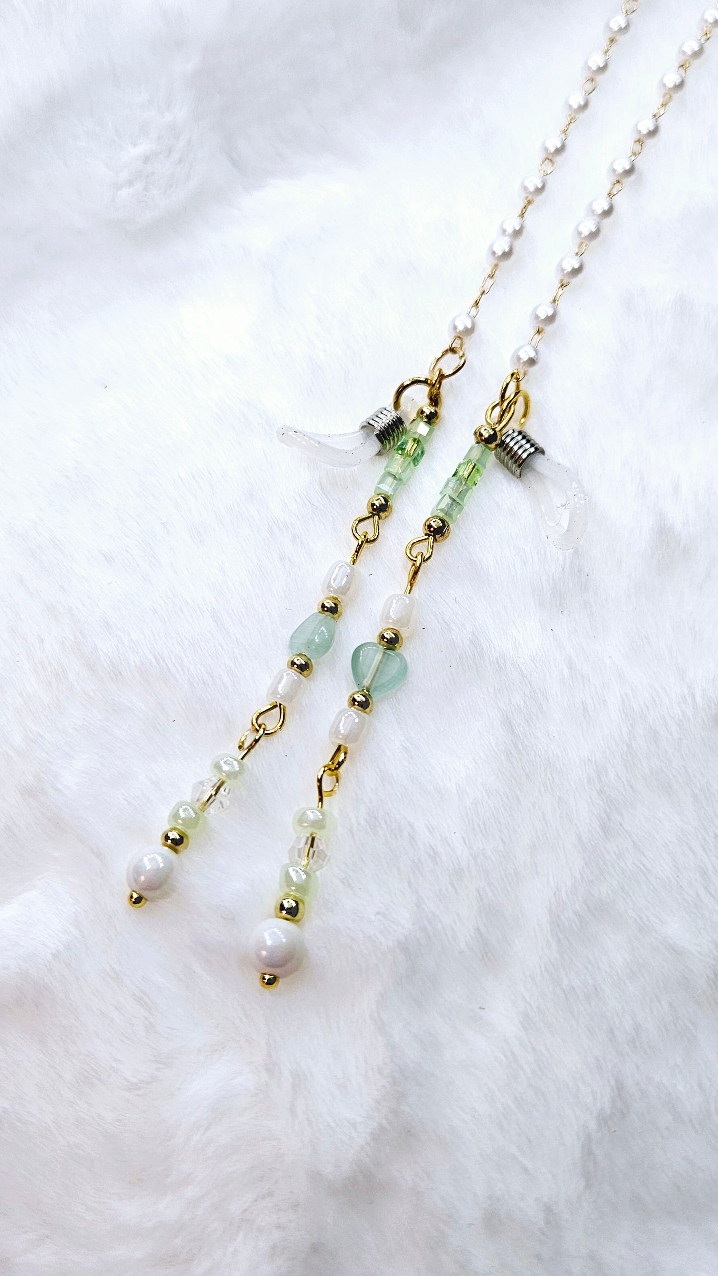Green Hearts and Pearl on Gold Glasses Chain
