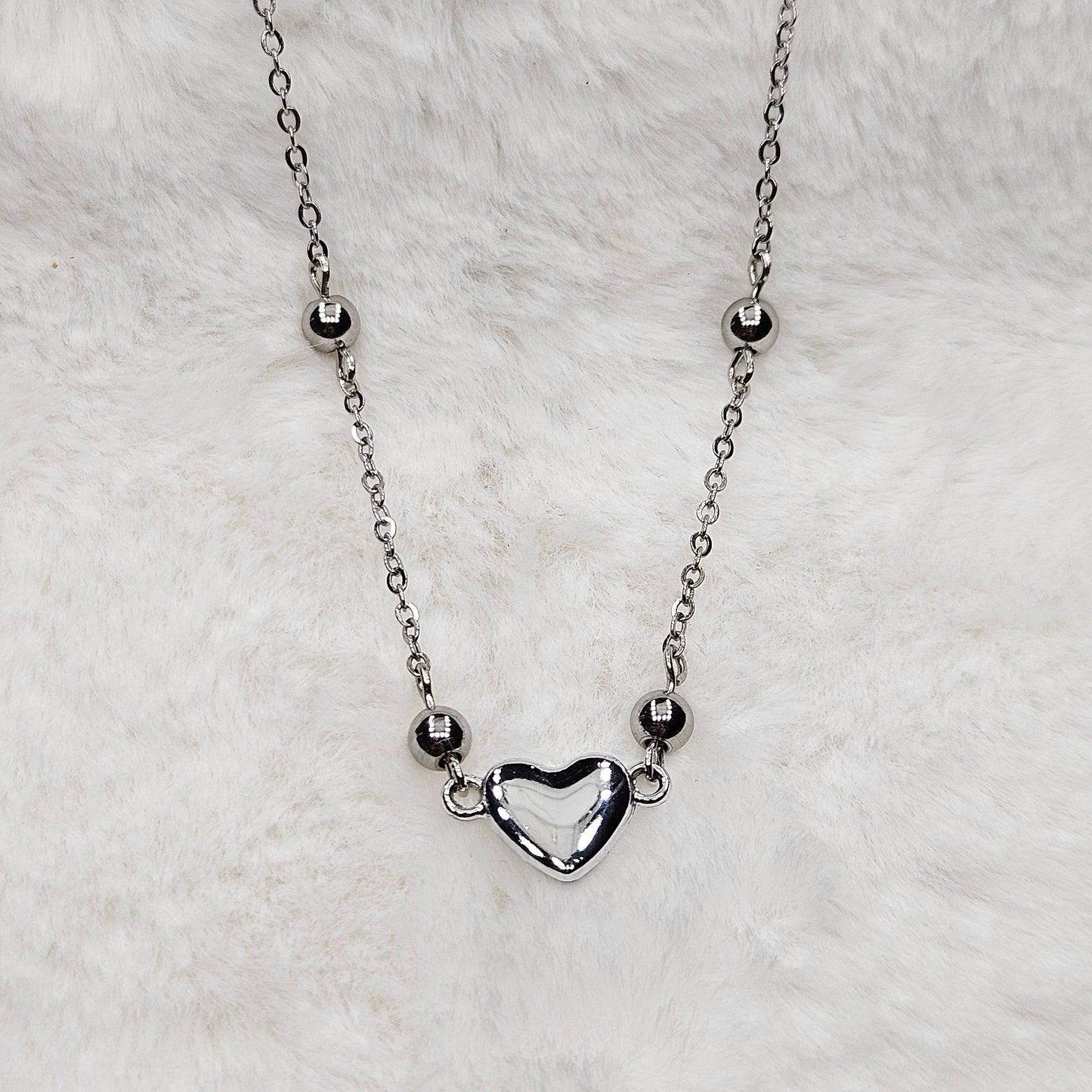 Simple Silver Heart Chain Necklace - 16"