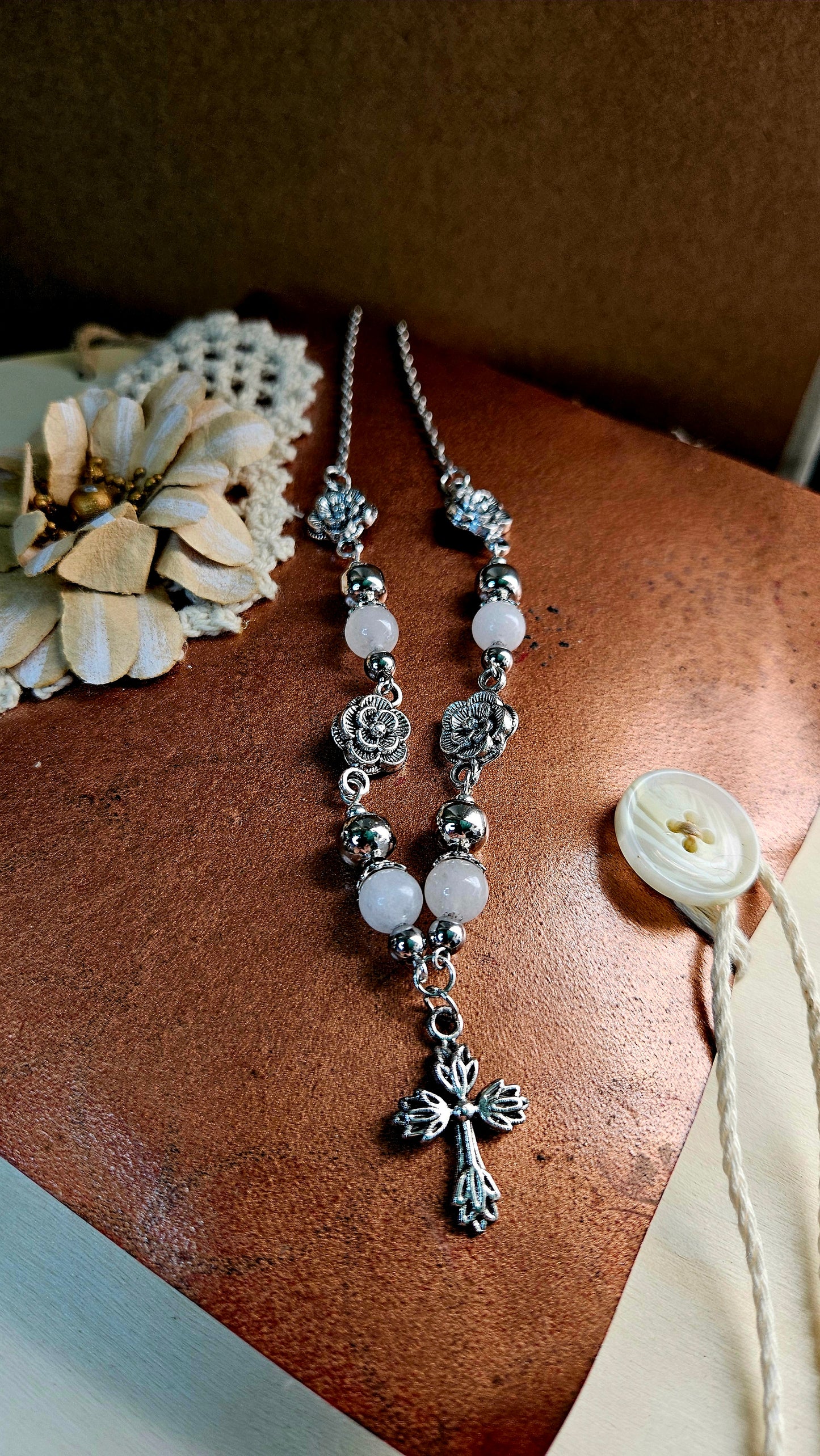 White Glass & Silver Roses Cross Pendant Chain Necklace