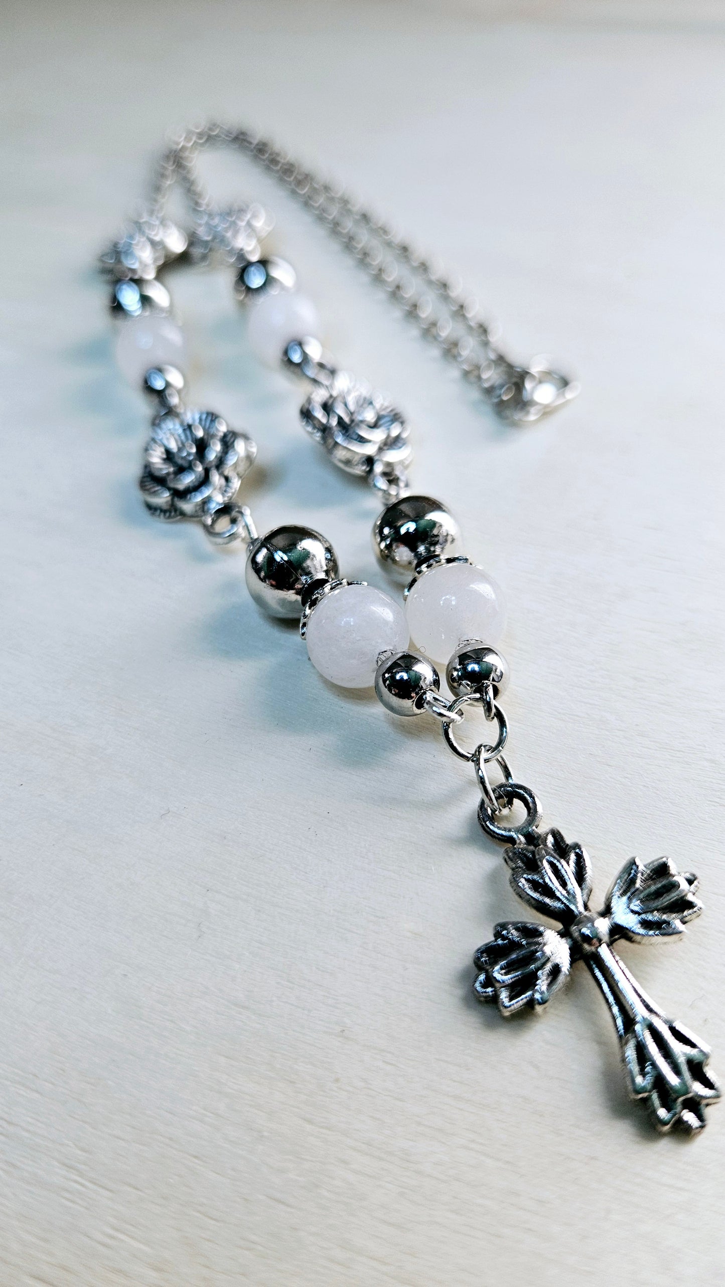 White Glass & Silver Roses Cross Pendant Chain Necklace