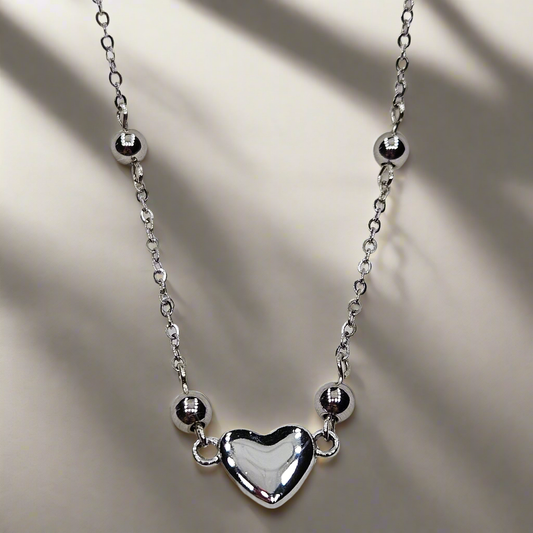 Simple Silver Heart Chain Necklace - 16"