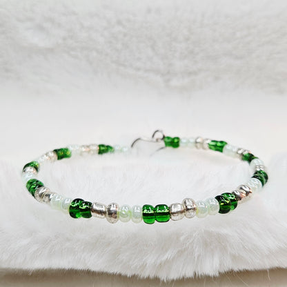 Dainty Green and Silver Seed Bead Bracelet